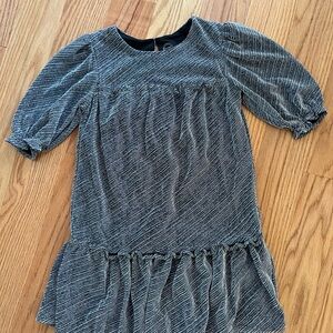 Textured Black and White Puff Sleeve Tunic Dress